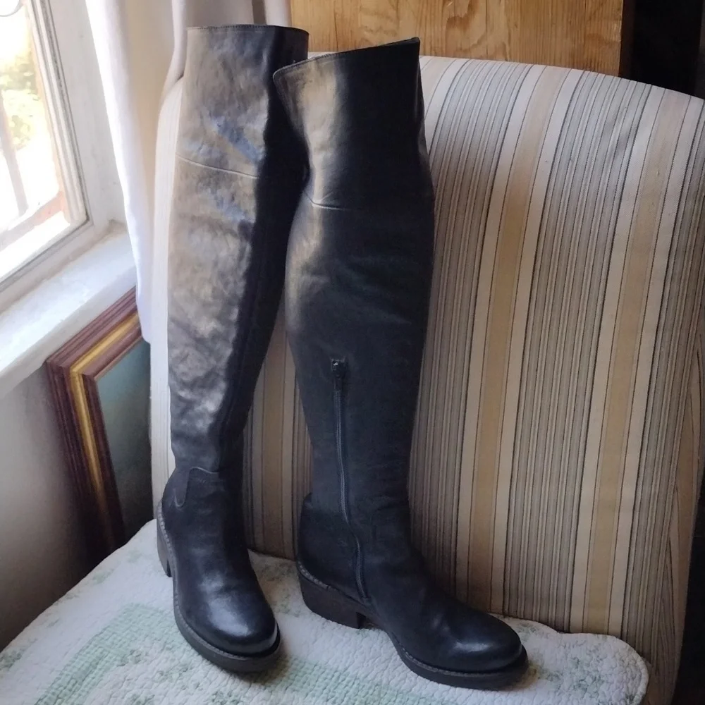 Vic Black Over-the-Knee Leather Boots 37.5